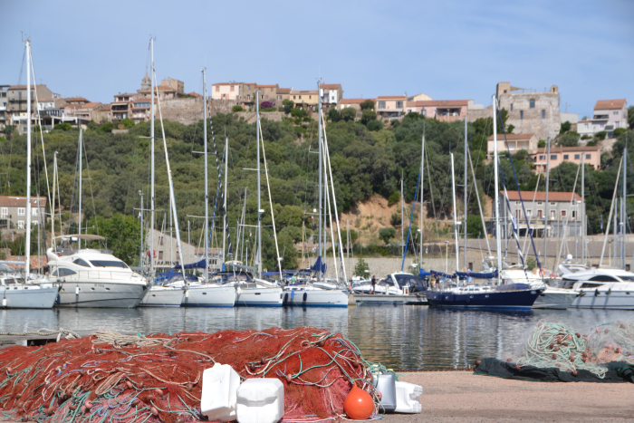 Porto-Vecchio : le port de plaisance.