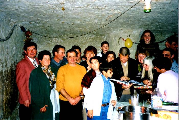 La fête pour leur départ à St Léger de Montbrillais